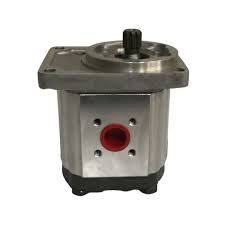 Тракторна помпа за Massey Ferguson – 020556T1